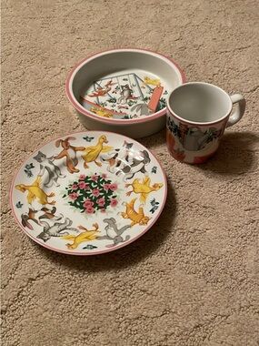 💛Tiffany & Co Vintage Children's Animal Dinnerware Set with Pink Trim💛